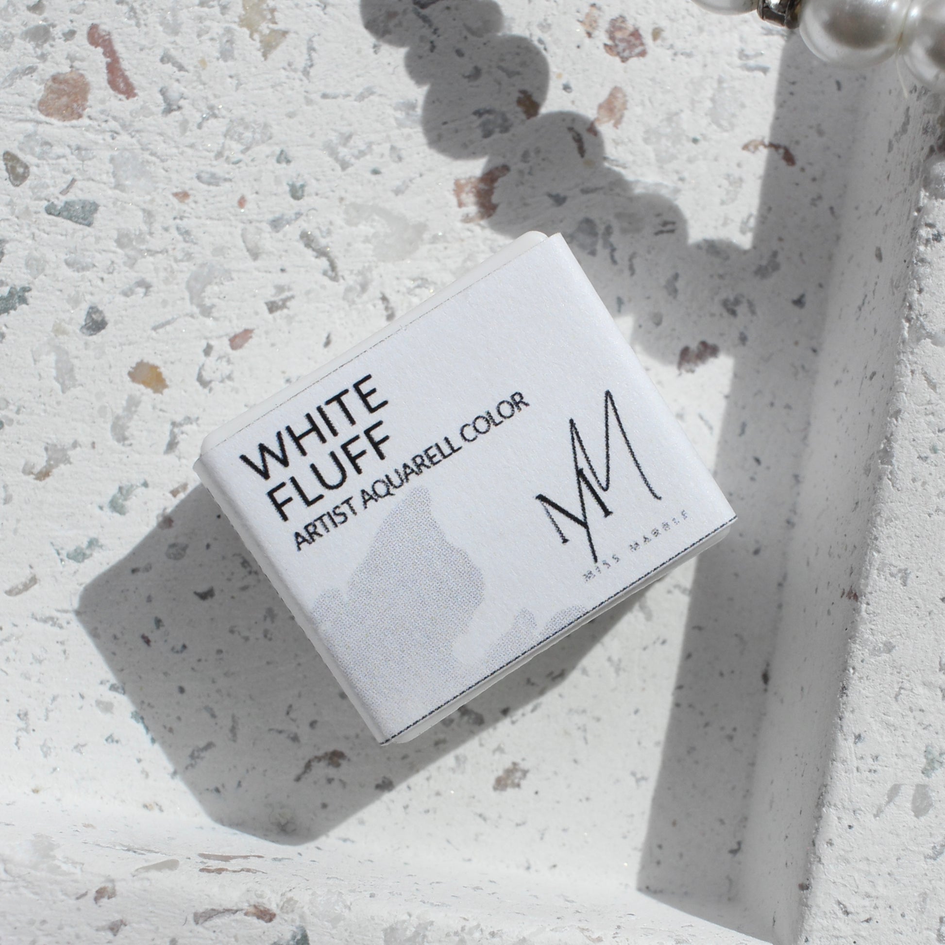 White Fluff Aquarell Color